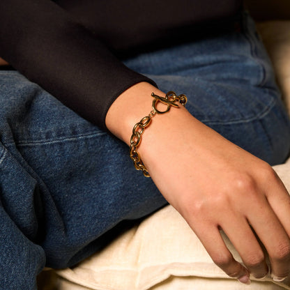 Toggle Link Bracelet - Virella Jewelry